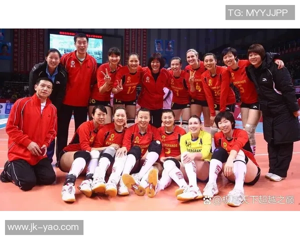 上海排球队在亚运会中的团队协作展现出无与伦比的默契与拼搏精神