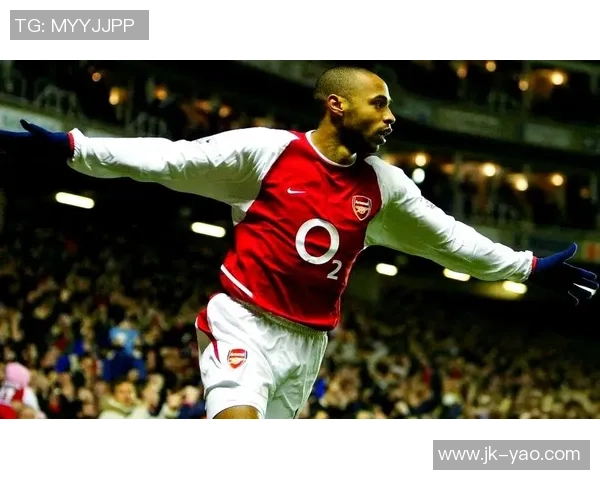 昔日绿茵场上的传奇巨星们如何在时光流逝中留下永恒的印记